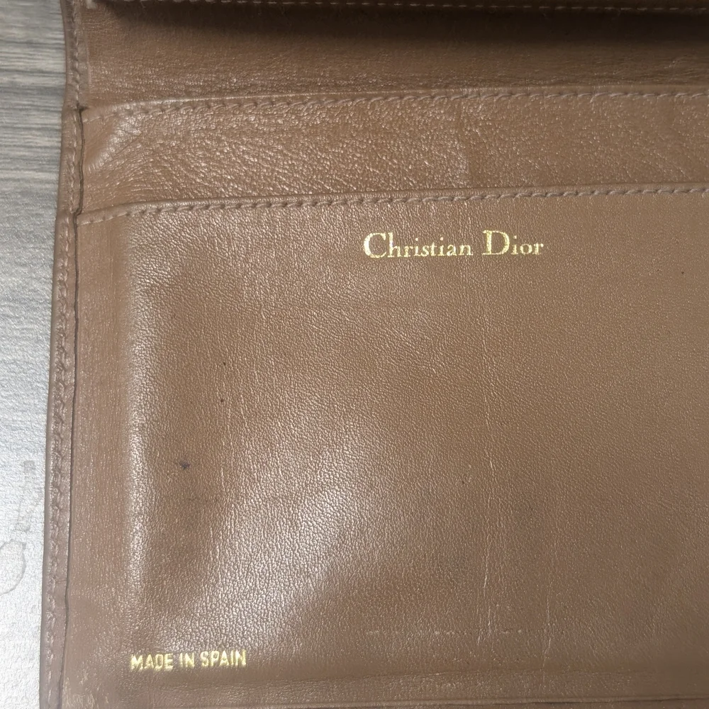 Christian Dior Honeycomb Brown / Tan Cream Kisslock Compact Wallet